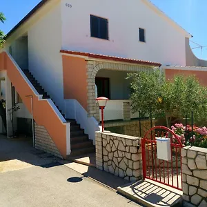 Apartman Krunic, Barbat na Rabu